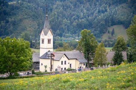 Cerkev-na-dobracevi