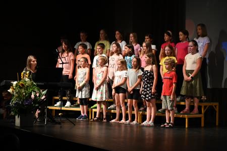 Obcinska_priznanja_027_otroškipevskizbor_Foto_Viktor_Ziri