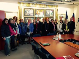 Župan sprejel 13 učiteljev, ki gostujejo v Žireh